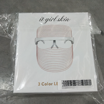 Clean Girl's LED Face Mask