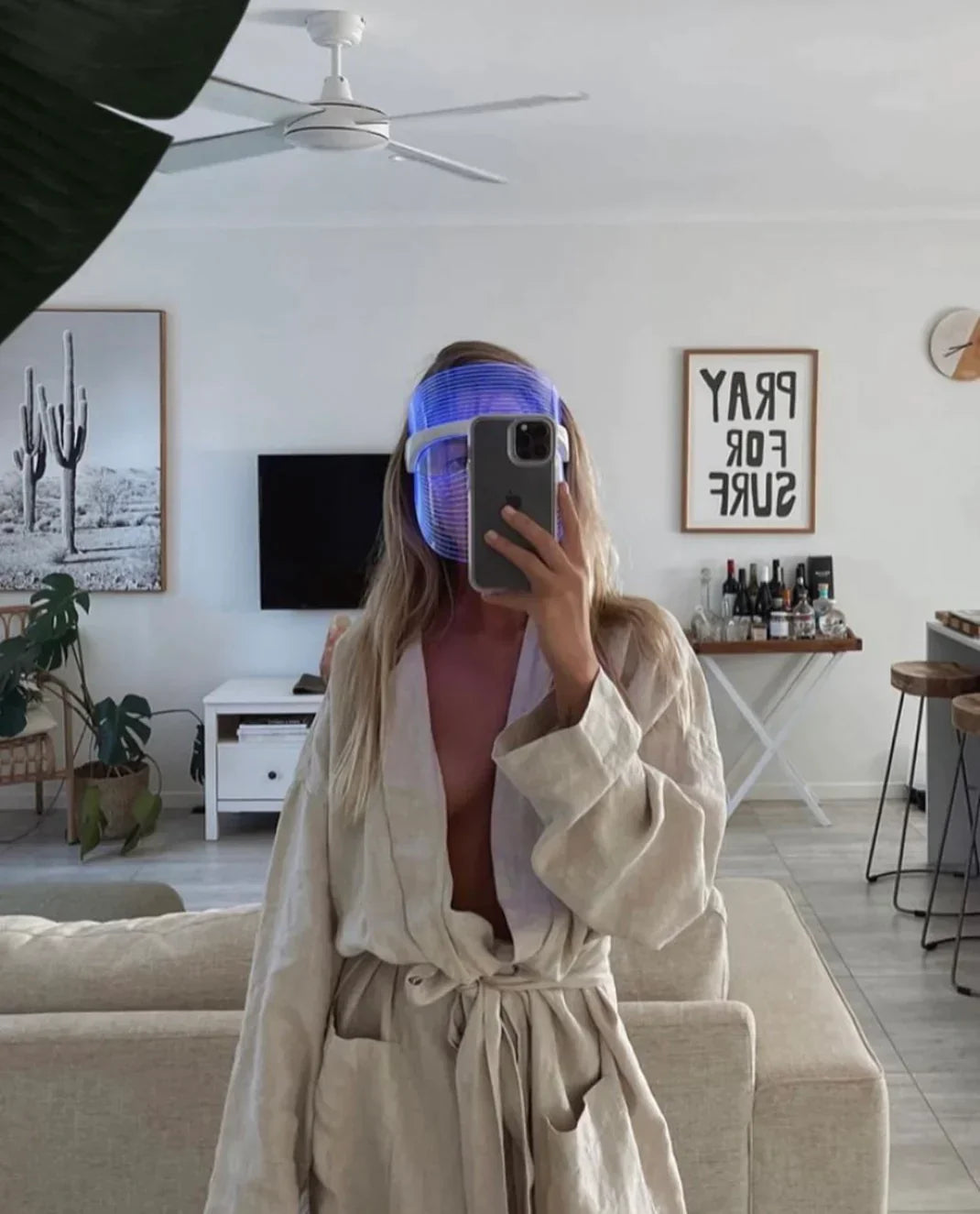 Clean Girl's LED Face Mask